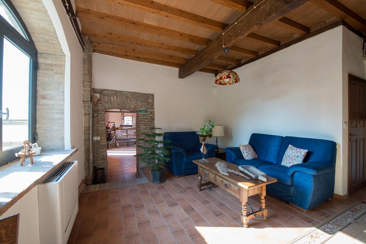 Fattoria Branciana Bed & Breakfast Rossena Exterior foto